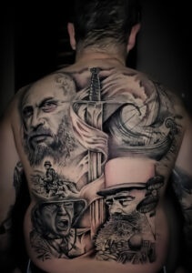 tatouage dos réaliste, thème guerrier, viking